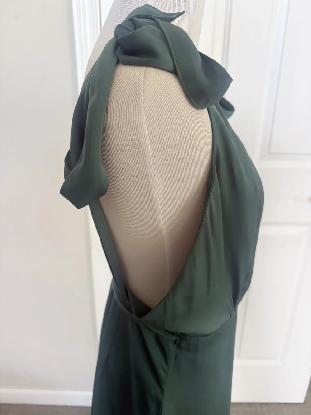 Abercrombie & Fitch Tie-Shoulder Satin Wrap Maxi Dress Size Medium